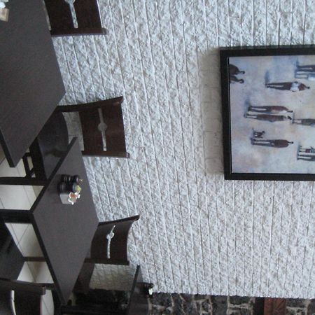 1595 Saint-Denis Hotel Montréal Buitenkant foto