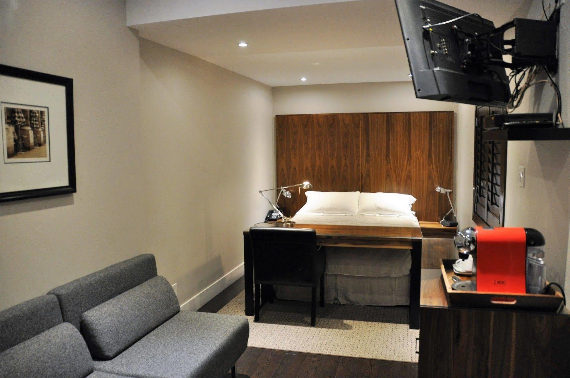 1595 Saint-Denis Hotel Montréal Buitenkant foto