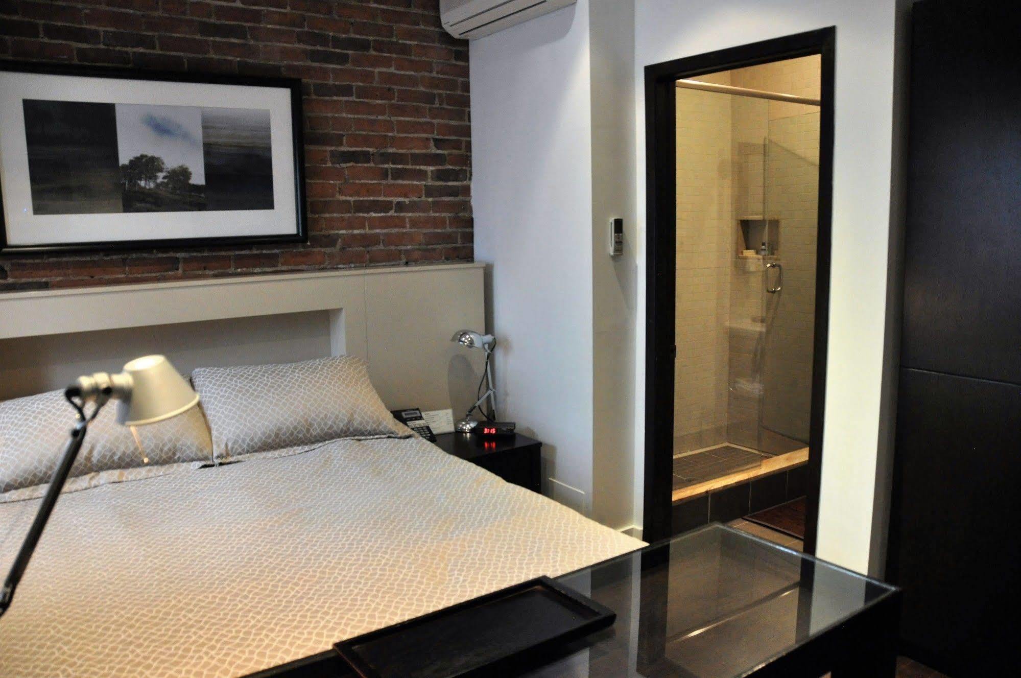 1595 Saint-Denis Hotel Montréal Buitenkant foto